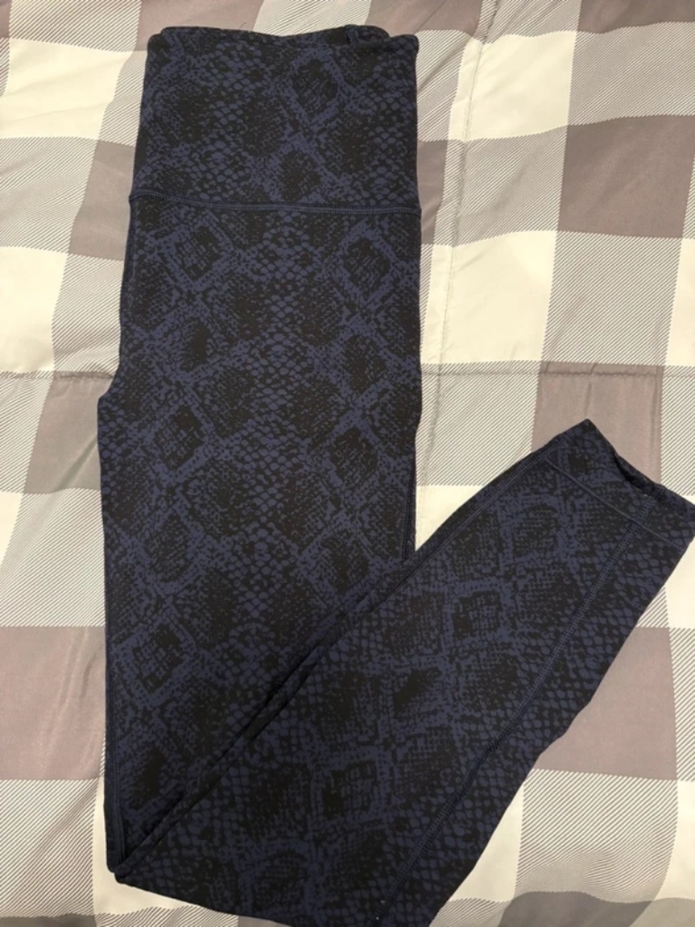 Athleta Snake Skin Ultimate 7/8 Leggings - Size XS